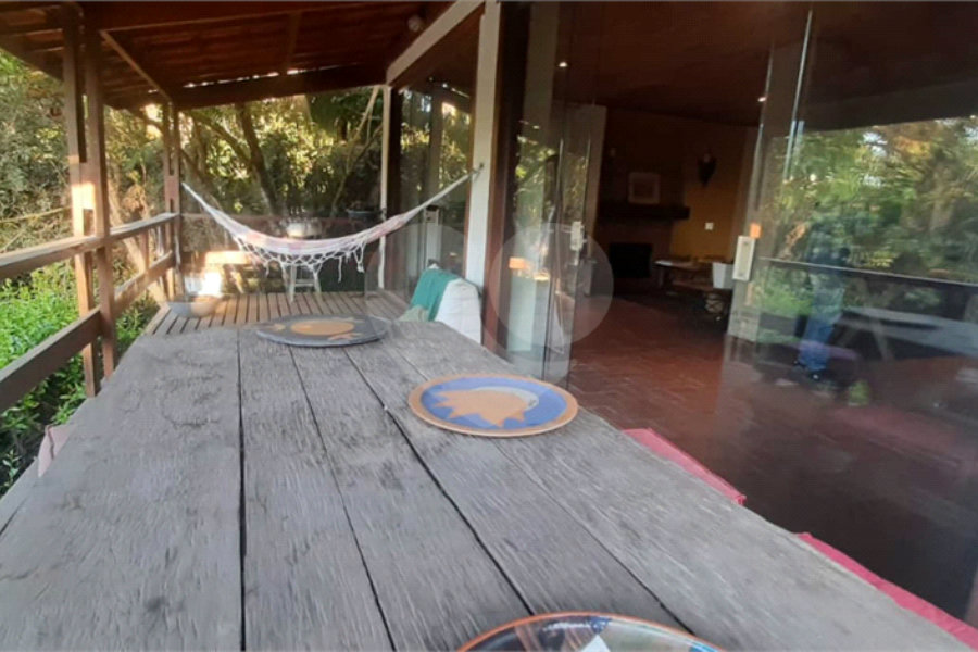 Casa à venda ou para alugar com 4 quartos, sendo 2 suítes, em Serra da Cantareira, Mairiporã, SP