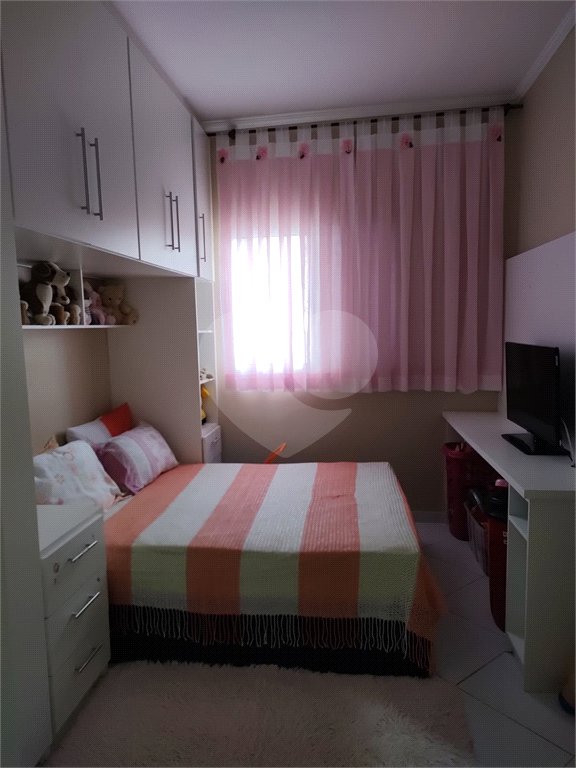 Sobrado à venda com 2 suítes em Vila Carrão, São Paulo, SP