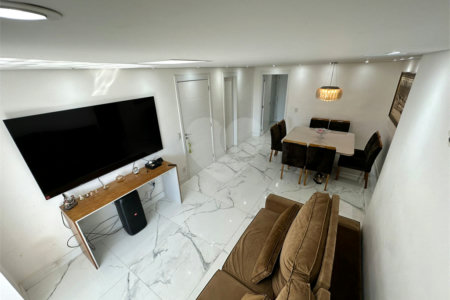 Apartamento à venda com 4 quartos, sendo 1 suíte, em Jardim Vazani, São Paulo, SP