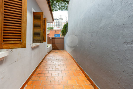 Casa Térrea à venda com 3 quartos em Campo Belo, São Paulo, SP