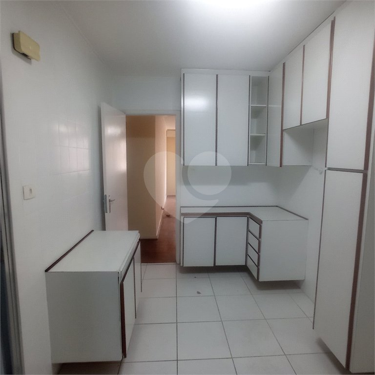 Apartamento à venda com 3 quartos, sendo 1 suíte, em Pinheiros, São Paulo, SP