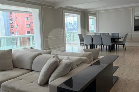 Apartamento à venda com 4 quartos, sendo 3 suítes, em Itaim Bibi, São Paulo, SP