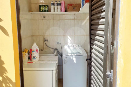 Casa à venda com 5 suítes no condomínio Estância Marambaia, Vinhedo - SP