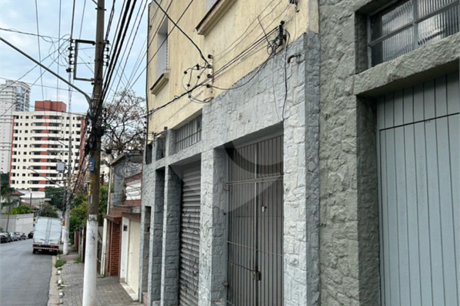 Sobrado à venda com 5 quartos, sendo 2 suítes, em Santana, São Paulo, SP