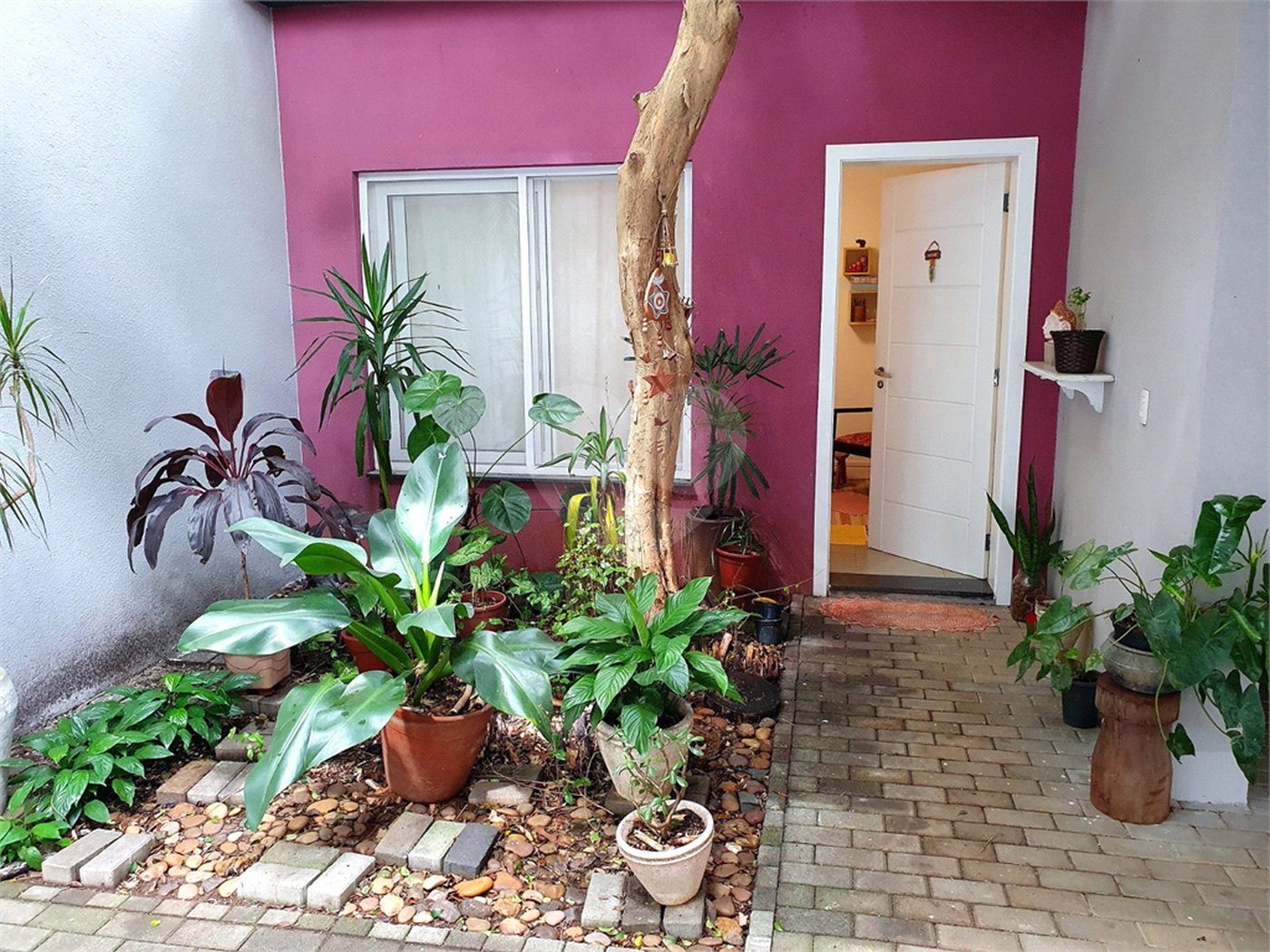 Casa à venda com 6 quartos, sendo 4 suítes, em Bosque da Saúde, São Paulo, SP