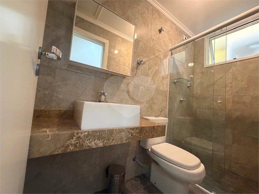 Casa Térrea à venda com 3 quartos, sendo 1 suíte, em Alto da Boa Vista, São Paulo, SP