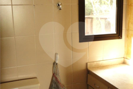 Apartamento à venda com 3 quartos, sendo 1 suíte, em Vila Andrade, São Paulo, SP