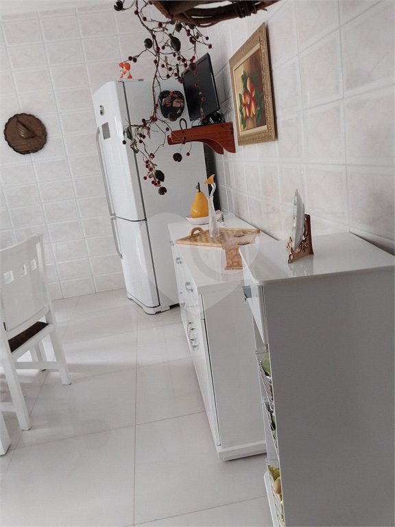 Casa à venda com 3 quartos, sendo 2 suítes, em Siciliano, São Paulo, SP