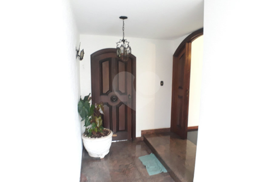 Sobrado à venda com 4 quartos, sendo 2 suítes, em Santana, São Paulo, SP
