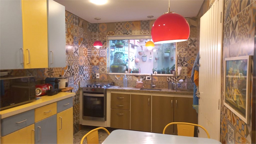 Casa à venda com 3 quartos, sendo 1 suíte, em Jardim Esmeralda, São Paulo, SP