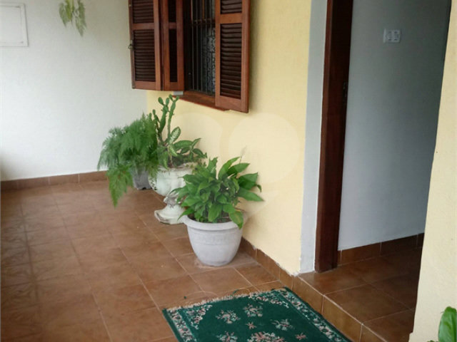 Casa Térrea para alugar com 3 quartos, sendo 1 suíte,  no Centro, Mairiporã, SP