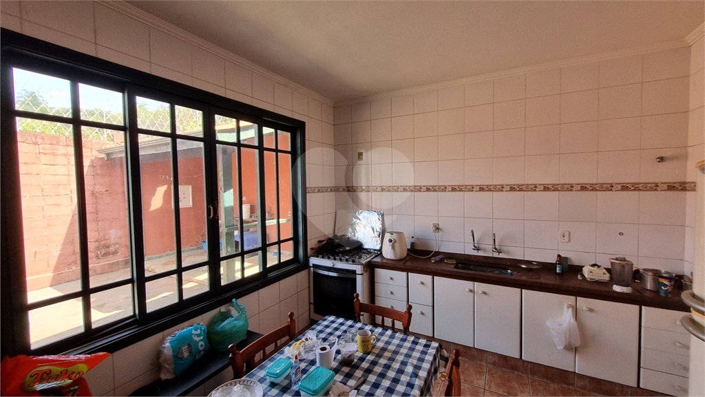 Casa à venda com 3 quartos, sendo 1 suíte, em Bosque, Vinhedo, SP