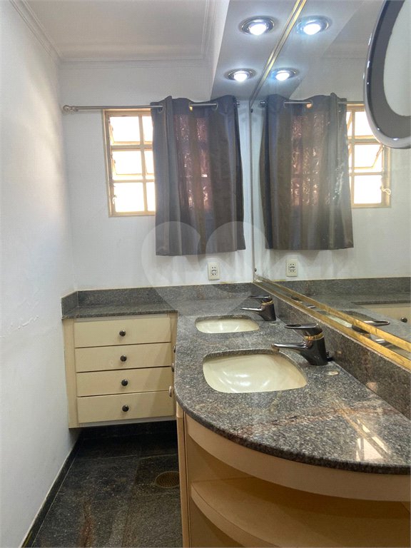 Casa à venda com 3 suítes em Jardim Primavera, Araraquara, SP