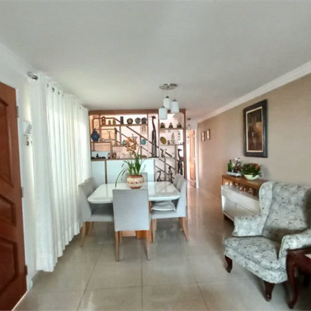 Casa à venda com 3 suítes em Jardim Trussardi, São Paulo, SP