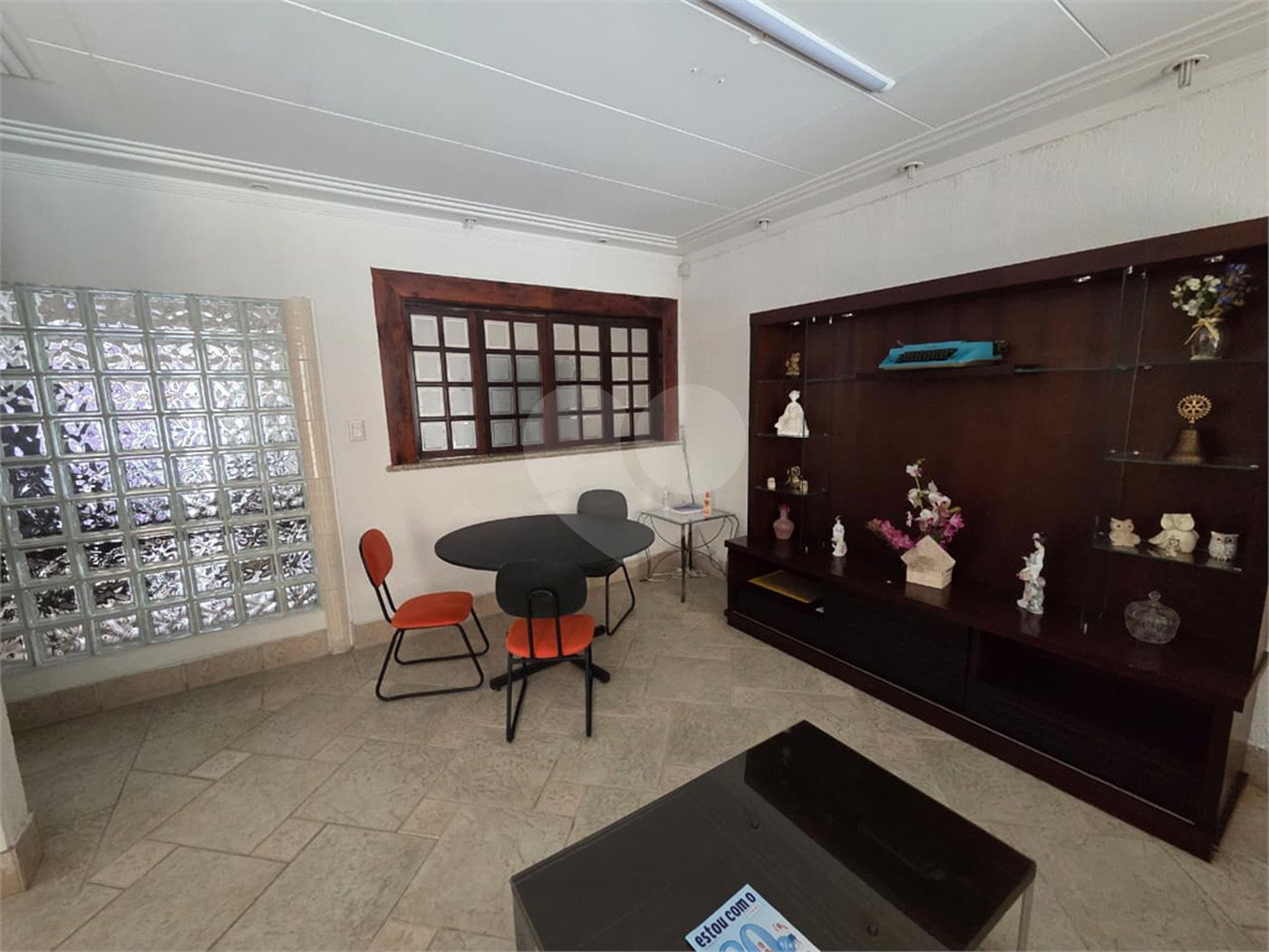 Sobrado à venda ou para alugar com 6 quartos, sendo 2 suítes, em Santana, São Paulo, SP