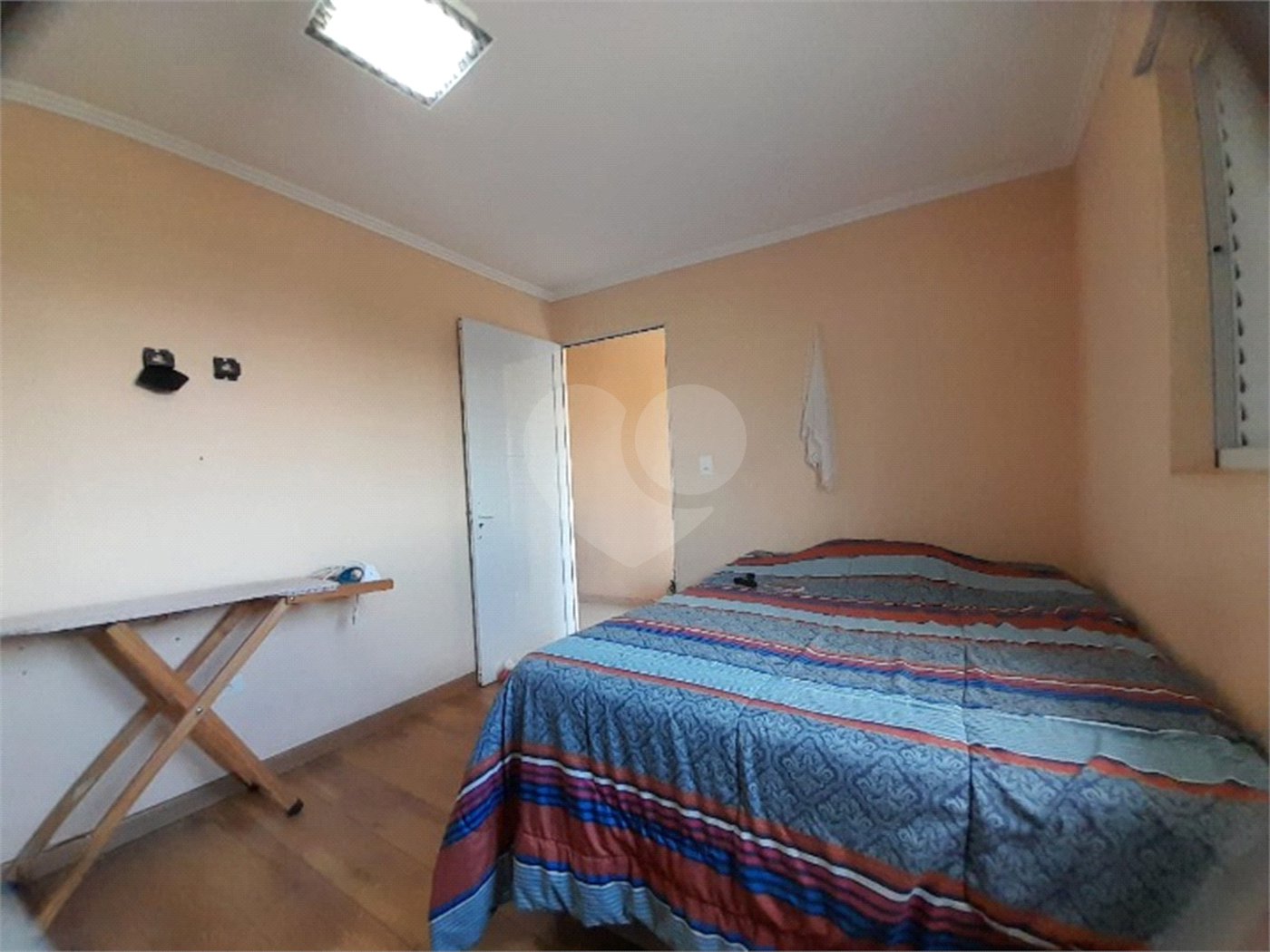Sobrado à venda com 3 quartos, sendo 1 suíte,  em Saúde, São Paulo, SP