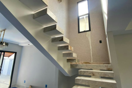 Casa à venda com 3 quartos, sendo 1 suíte, no condomínio Jardim Flamboyant, Hortolândia - SP