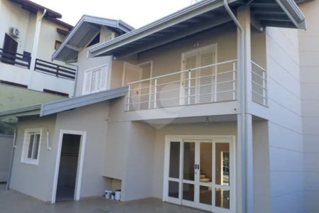 Casa à venda com 3 quartos, sendo 1 suíte, em Condomínio Residencial Terras do Caribe, Valinhos, SP