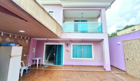Casa à venda com 3 quartos, sendo 2 suítes, no condomínio Residencial West Green, Rio de Janeiro - RJ