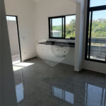 Casa à venda com 3 quartos, sendo 1 suíte, no condomínio Residencial Jardins da Catalunha, Atibaia - SP