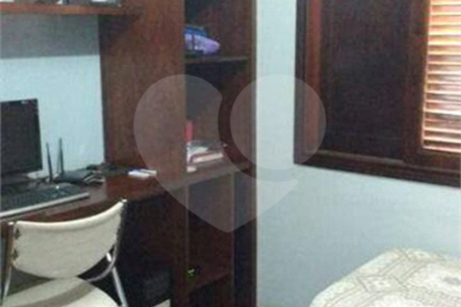 Sobrado à venda com 3 quartos, sendo 1 suíte,  em Vila Guilherme, São Paulo, SP