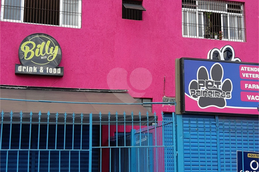 Sobrado à venda com 20 quartos em Jardim Peri, São Paulo, SP
