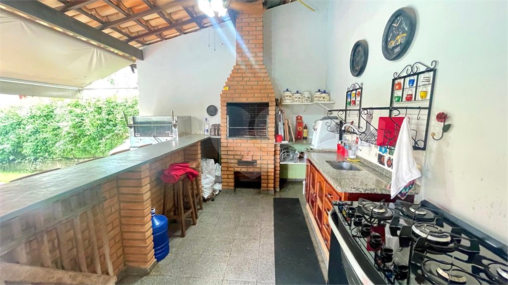 Casa à venda com 4 suítes no condomínio Vivendas do Lago, Sorocaba - SP