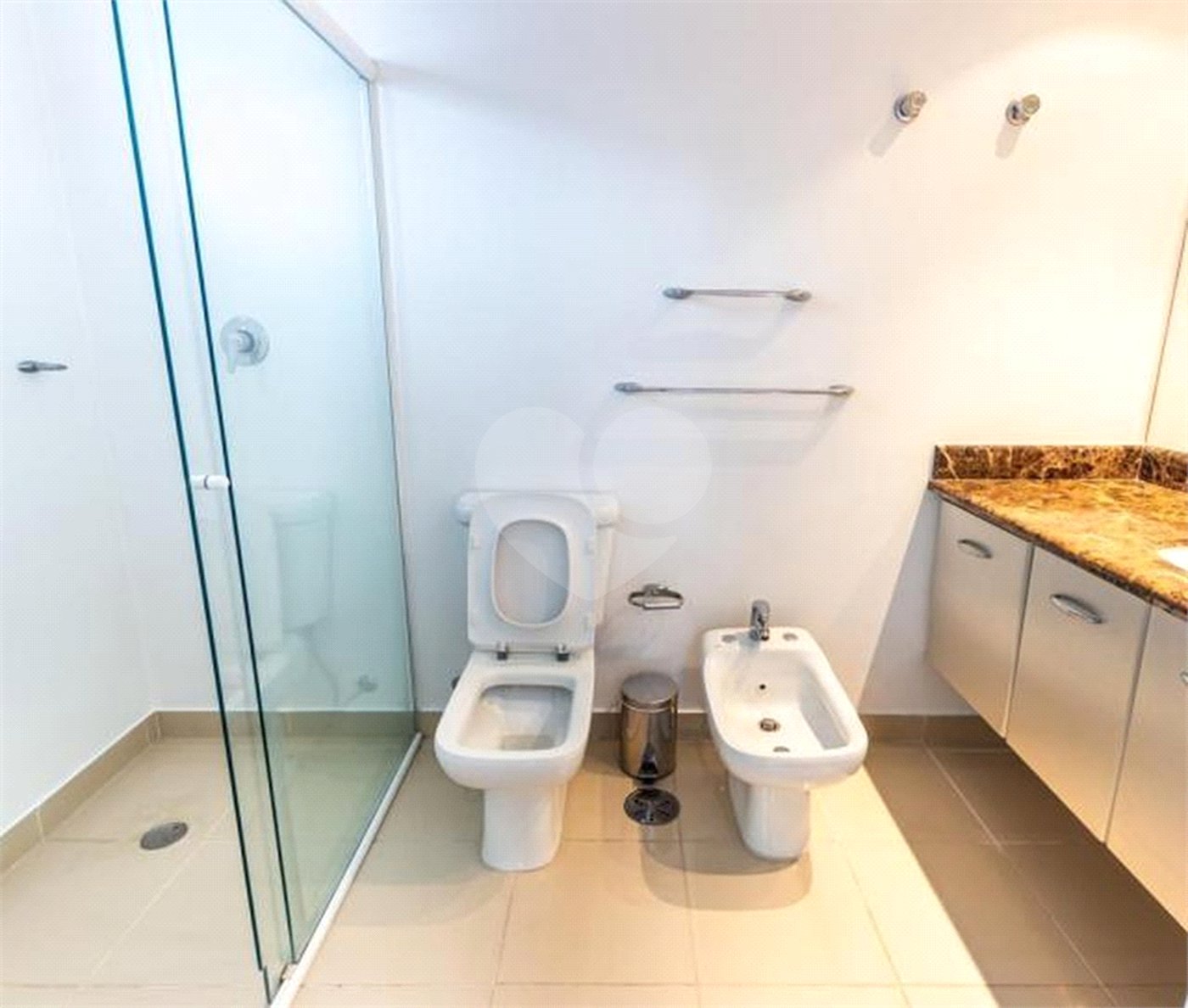 Casa à venda com 6 suítes no condomínio Vitória Régia, São Paulo - SP