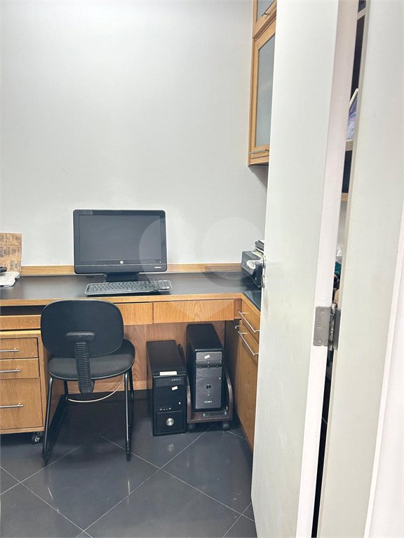 Apartamento à venda com 3 quartos, sendo 1 suíte, em Vila Regente Feijó, São Paulo, SP