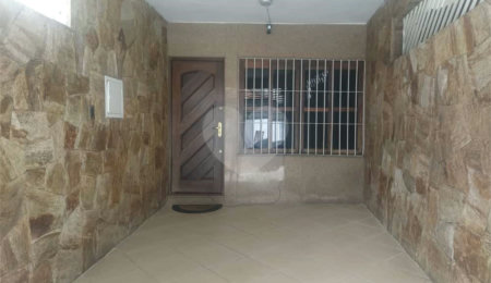 Sobrado à venda com 3 quartos, sendo 1 suíte,  em Vila Guilherme, São Paulo, SP