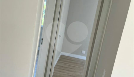 Apartamento à venda com 2 quartos em Parque Imperial, Ferraz de Vasconcelos, SP