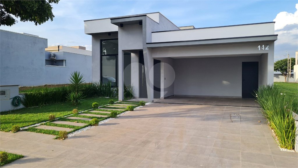 Casa à venda com 3 quartos, sendo 2 suítes, no condomínio Campos do Conde Ii, Paulínia - SP