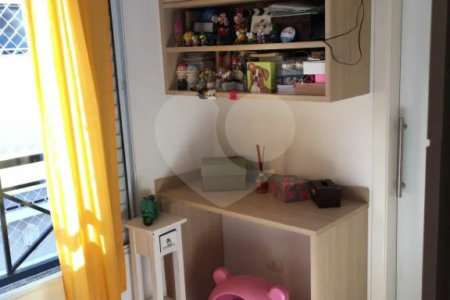 Casa à venda com 2 suítes no condomínio Residencial Taormina, São Paulo - SP
