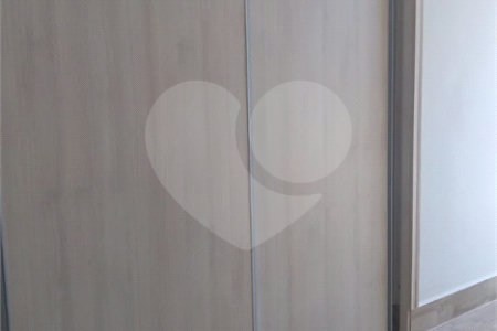 Casa à venda com 3 quartos, sendo 1 suíte, no condomínio Terras da Estância, Paulínia - SP