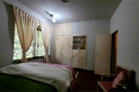 Casa à venda com 4 suítes no condomínio Chácara Flora, São Paulo - SP