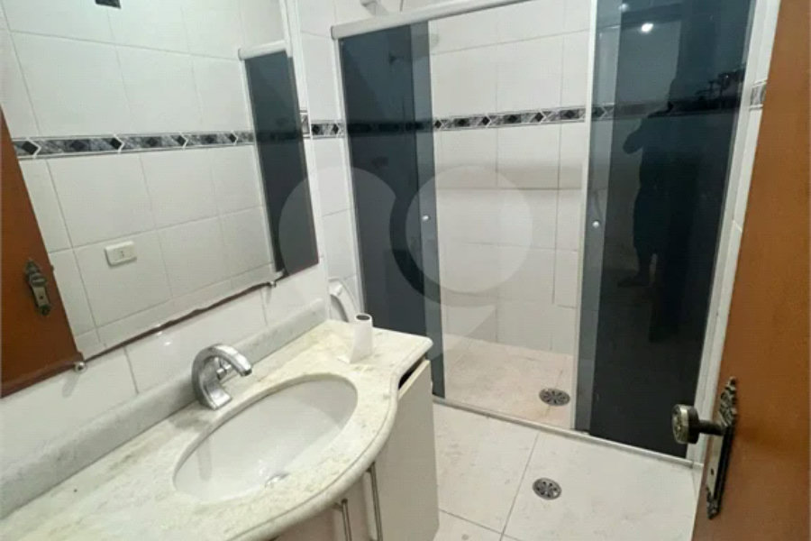 Casa à venda com 3 quartos, sendo 1 suíte, em Conjunto Residencial Vista Verde, São Paulo, SP