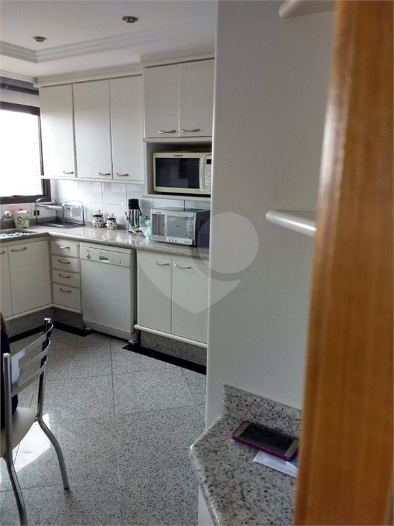 Triplex à venda com 4 suítes em Vila Paulicéia, São Paulo, SP