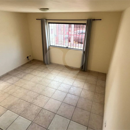 Casa à venda com 3 quartos, sendo 1 suíte, em Jardim Morro Verde, São Paulo, SP