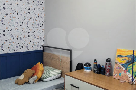 Sobrado à venda com 3 quartos, sendo 1 suíte,  em Vila Marari, São Paulo, SP