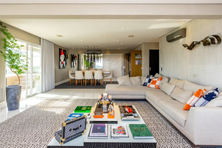 Apartamento à venda com 4 quartos, sendo 3 suítes, em Campo Belo, São Paulo, SP