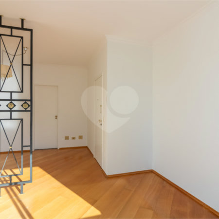 Apartamento à venda com 2 quartos, sendo 1 suíte,  em Itaim Bibi, São Paulo, SP