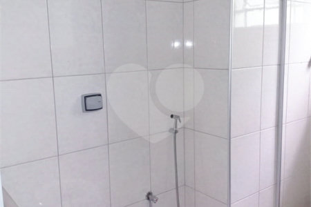 Sobrado à venda com 3 quartos, sendo 1 suíte, em Vila Gustavo, São Paulo, SP