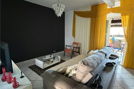 Casa à venda com 3 quartos, sendo 1 suíte,  em Jardim Capão Redondo, São Paulo, SP