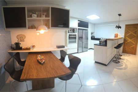 Sobrado à venda com 3 quartos, sendo 1 suíte, em Alto da Mooca, São Paulo, SP