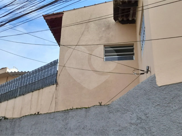 Sobrado à venda com 6 quartos em Jardim Quarto Centenário, Mauá, SP