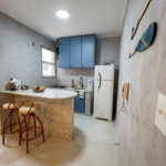 Apartamento com 2 dormitórios à venda, 76 m² por R$ 365.000,00 - Vila Júlia - Guarujá/SP