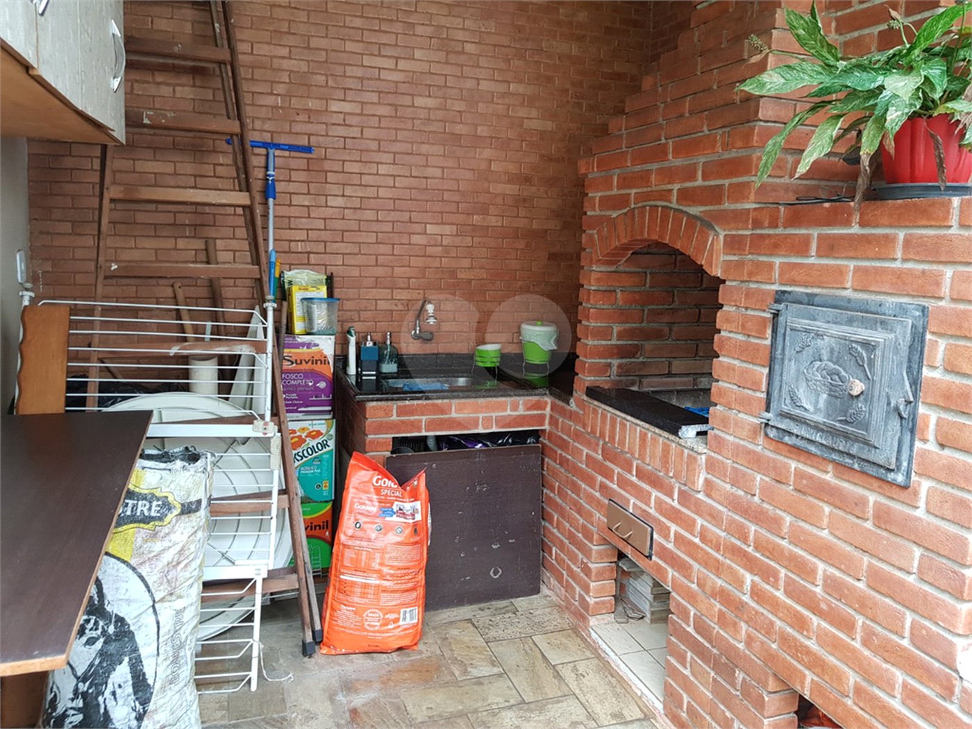 Sobrado à venda com 2 quartos, sendo 1 suíte, em Chácara Jafet, Mogi das Cruzes, SP