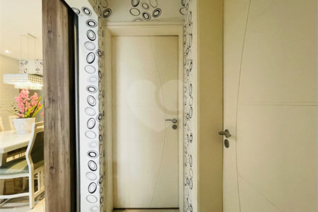 Apartamento pronto para mudar 69 m² c/ 2 Dormitórios e 1 Vaga -Condomínio Kentucky Próximo ao Shopping Metrópole!