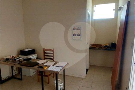 Sobrado à venda com 4 quartos, sendo 2 suítes, em Jardim Paulista, Atibaia, SP