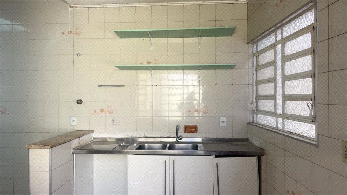 Casa Térrea à venda com 4 quartos, sendo 1 suíte, em Água Fria, São Paulo, SP